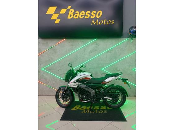 BAJAJ DOMINAR NS200 BAJAJ DOMINAR NS200